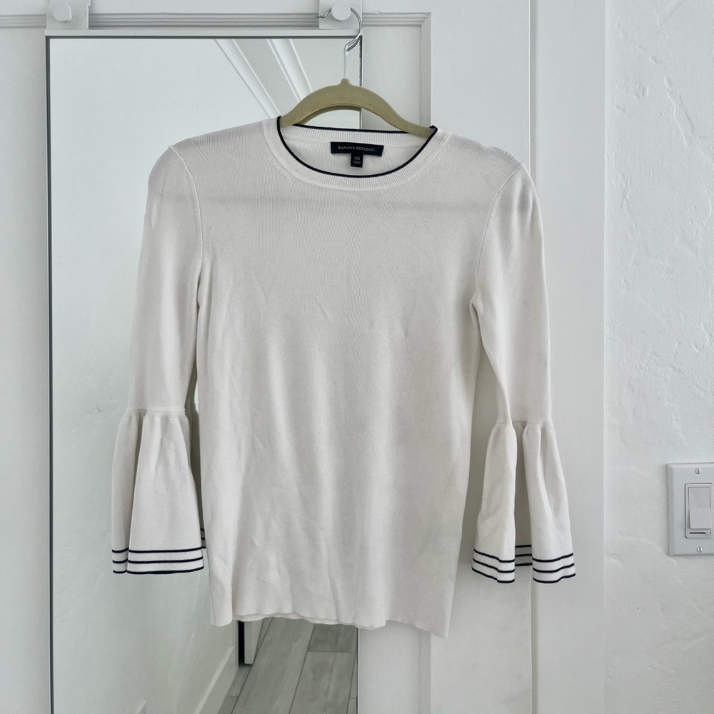 Banana Republic peplum sleeve sweater